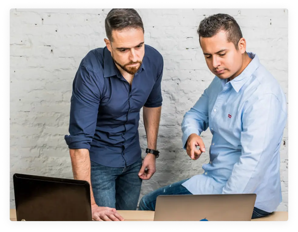 Dean Romero y Gabriel Aylagas.
Fundadores de Dinorank